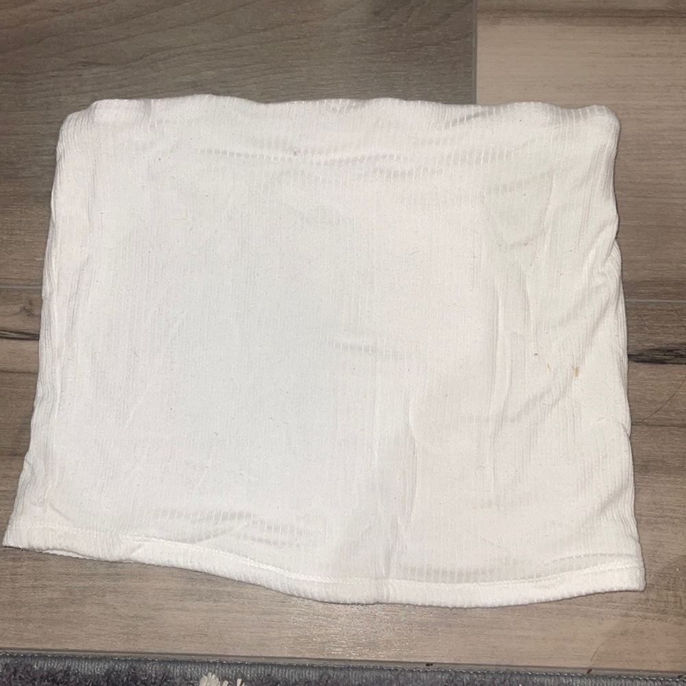 White ribbed crop top